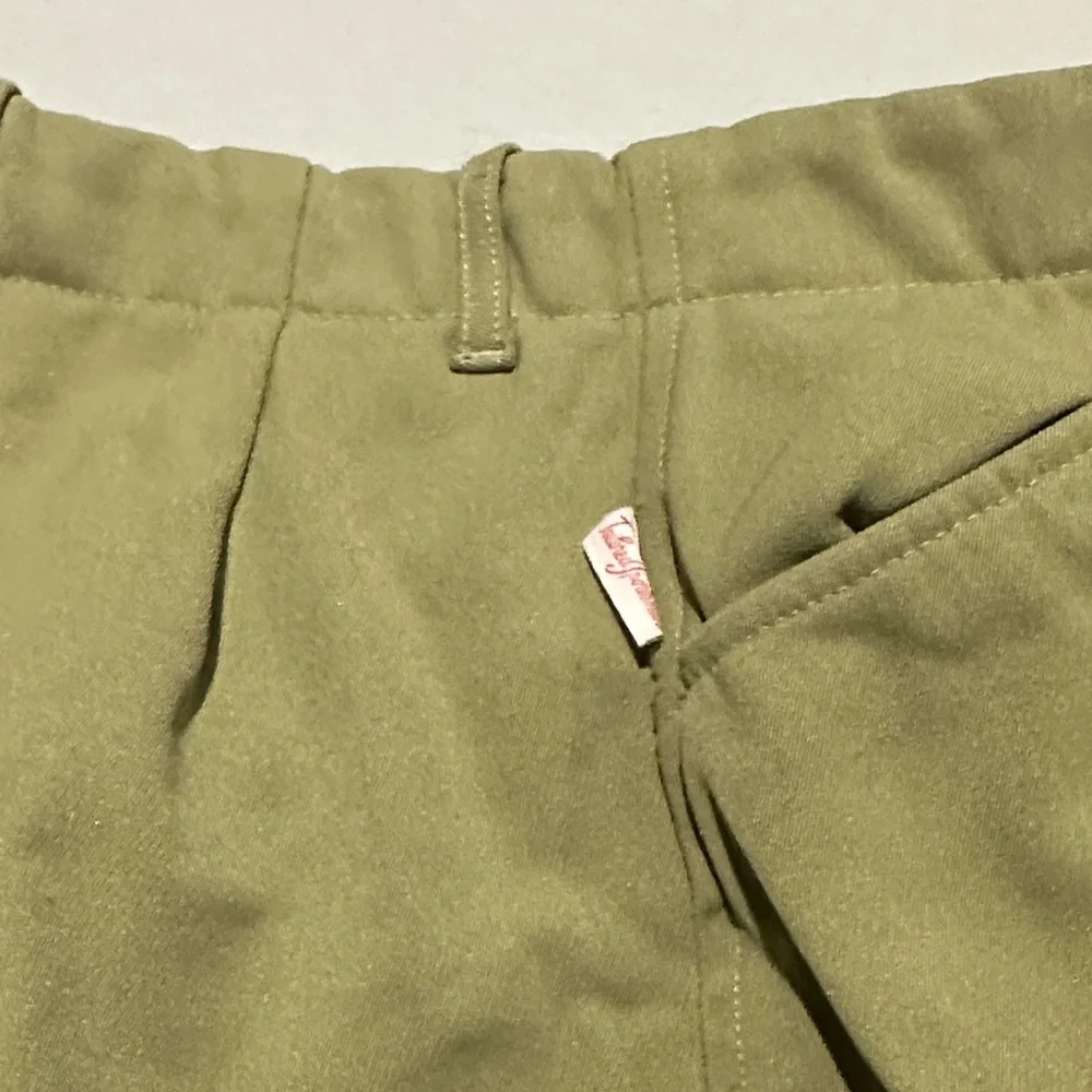 The Tailored Sportsman Khaki Breeches - Picture 2 of 8